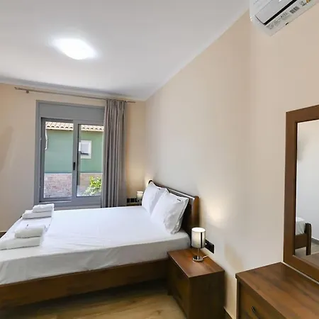 Villa Small Halipoma Odysseas Into Town Close *