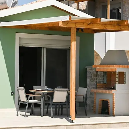 Villa Small Halipoma Odysseas Into Town Close *